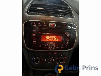 Fiat Punto Punto III (199), Hatchback, 2012 0.9 TwinAir Turbo 100 picture 9