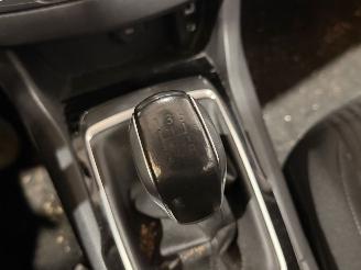 Peugeot 308 1.2 12V e-THP PureTech 110 Combi/o 4Dr Benzine 1.199cc 81kW (110pk) FWD picture 10