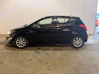 Hyundai I-20 1.2i 16V Hatchback  Benzine 1.248cc 63kW (86pk) FWD picture 6