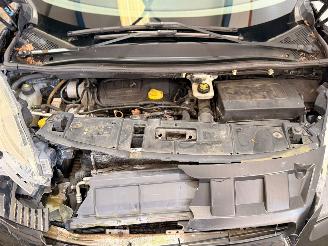 Renault Scenic 1.6 dCi MPV  Diesel 1.598cc 96kW (131pk) FWD picture 4