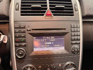 Mercedes B-klasse 1.5 B-160 16V Hatchback  Benzine 1 498cc 70kW (95pk) FWD picture 14