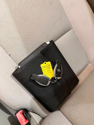 Mercedes C-klasse 2.2 C-180 CDI 16V BlueEFFICIENCY Sedan 4Dr Diesel 2.148cc 88kW (120pk) RWD picture 15