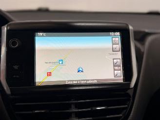 Peugeot 2008 1.2 Vti 12V PureTech 82 MPV  Benzine 1.199cc 60kW (82pk) FWD picture 16