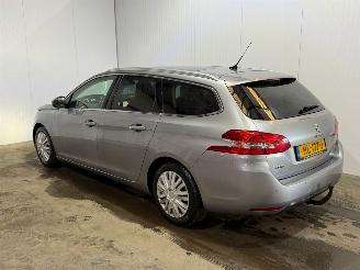 skadebil auto Peugeot 308 1.6 BlueHDi 120 Combi/o 4Dr Diesel 1,560cc 88kW (120pk) FWD 2015/12