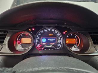 Citroën C5 3.0 HDiF V6 24V Combi/o  Diesel 2.992cc 177kW (241pk) FWD picture 10