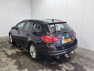 Schadeauto Opel Astra SPORTS TOURER 1.4 Turbo 16V Combi/o  Benzine 1.364cc 88kW (120pk) 2012/6