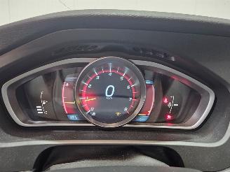 Volvo V-40 V40 Cross Country 1.6 T4 GTDi 16V Hatchback picture 17