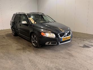 Vaurioauto  passenger cars Volvo V-70 1.6 T4 16V Combi/o  R-Design 2013/7