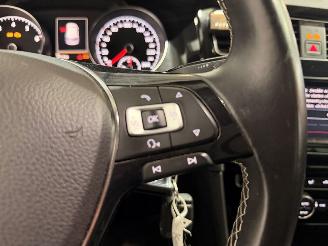 Volkswagen Golf 1.4 TSI 16V Hatchback picture 21