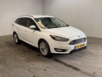 Schadeauto Ford Focus 1.0 Titanium 2016/3