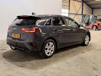 Kia Ceed 1.5 T-GDi DynamicPlusLine picture 3
