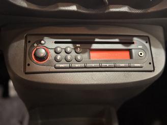 Renault Twingo 1.2 - 16V Authentique picture 13