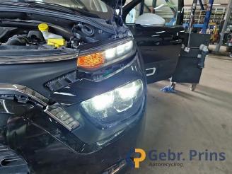 Citroën C3 C3 (SX/SW), Hatchback, 2016 1.2 12V e-THP PureTech 110 picture 15