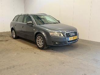 krockskadad bil auto Audi A4 1.6 Advance 2008/5