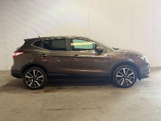 Nissan Qashqai 1.2 Connect Edition picture 6