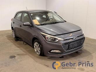 Salvage car Hyundai I-20 i20 (GBB), Hatchback, 2014 / 2020 1.2i 16V 2016/8