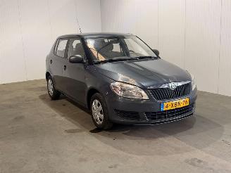 Vaurioauto  passenger cars Skoda Fabia 1.2 Comfort 2011/6