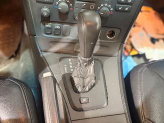 Volvo V-70 2.4 D5 AWD Geartronic C.L. picture 10