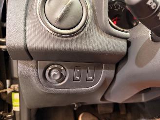 Dacia Logan 0.9 TCe Laureate picture 16