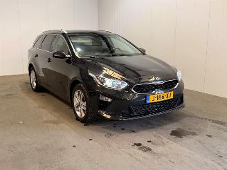 Unfallwagen Kia Ceed 1.0 T-GDi DynamicLine 2020/11