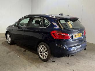 uszkodzony samochody osobowe BMW 2-serie 220i Essential 2015/6