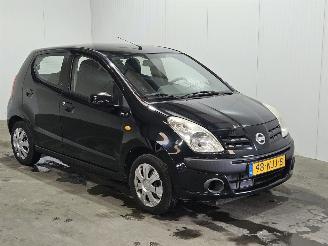 Vaurioauto  passenger cars Nissan Pixo 1.0 12V Hatchback  Benzine 996cc 50kW (68pk) FWD 2010/9