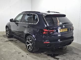 damaged passenger cars BMW X5 xDrive 35d 3.0 24V SUV  Diesel 2.993cc 210kW (286pk) 4x4 2008/6