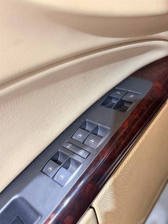 Volkswagen Phaeton 6.0 W12 5p. picture 16