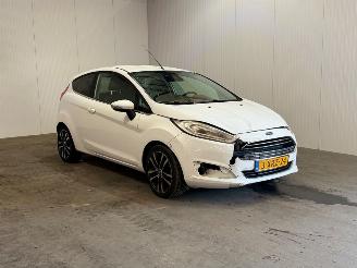 Schadeauto Ford Fiesta 1.6 TDCi Lease Titanium 2014/10