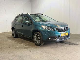Vaurioauto  passenger cars Peugeot 2008 1.2 PureTech Blue Lion 2018/7