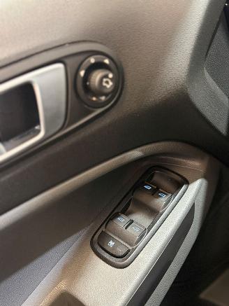 Ford EcoSport 1.0 EcoBoost Titanium picture 15