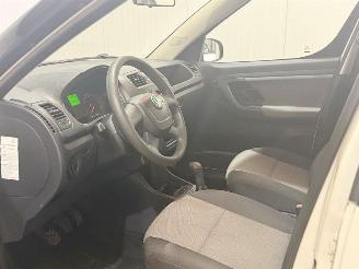 Skoda Roomster 1.2 Active picture 9