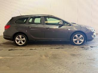 Opel Astra SPORTS TOURER 1.4 Turbo Edition picture 2