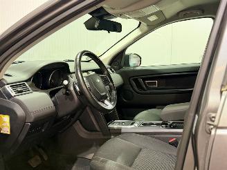 Land Rover Discovery Sport 2.0 TD4 Pure picture 9