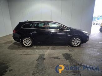 Opel Astra Astra J Sports Tourer (PD8/PE8/PF8), Combi, 2010 / 2015 1.4 16V ecoFLEX picture 2
