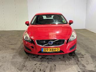 Volvo V-60 1.6 T3 Kinetic picture 4
