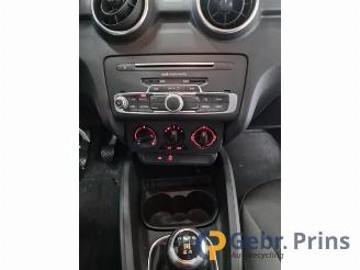 Audi A1 A1 Sportback (8XA/8XF), Hatchback 5-drs, 2011 / 2018 1.0 TFSI Ultra 12V picture 12