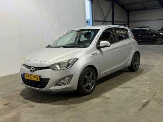 Hyundai I-20 1.2 i-Motion picture 7