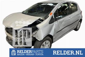 skadebil auto Toyota Yaris Yaris III (P13), Hatchback, 2010 / 2020 1.0 12V VVT-i 2014/6