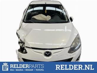 Auto da rottamare Mazda 2 2 (DE), Hatchback, 2007 / 2015 1.3 16V MZR 2013/2