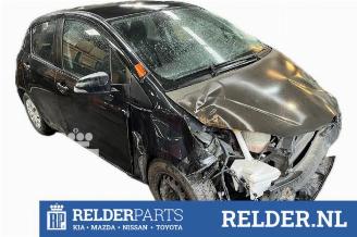 Salvage car Toyota Yaris Yaris III (P13), Hatchback, 2010 / 2020 1.4 D-4D-F 2013/5
