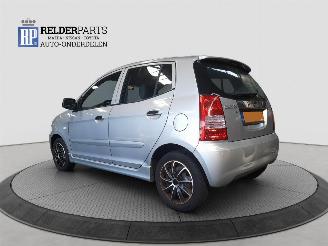 Kia Picanto 1.0 12V picture 3