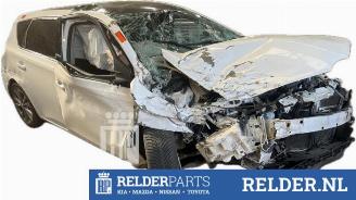 Uttjänta bilar auto Toyota Auris Auris (E18), Hatchback 5-drs, 2012 / 2019 1.8 16V Hybrid 2013/8