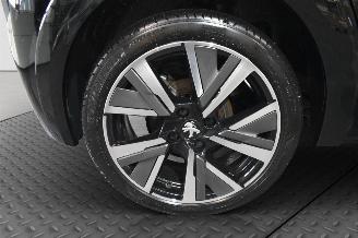 Peugeot 208 1.2 GT LINE PURE TECH picture 19