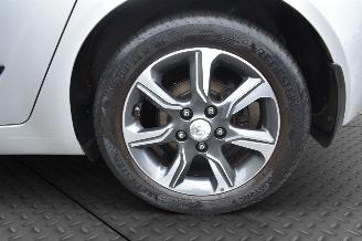 Hyundai Ix20 1.4 16V picture 22