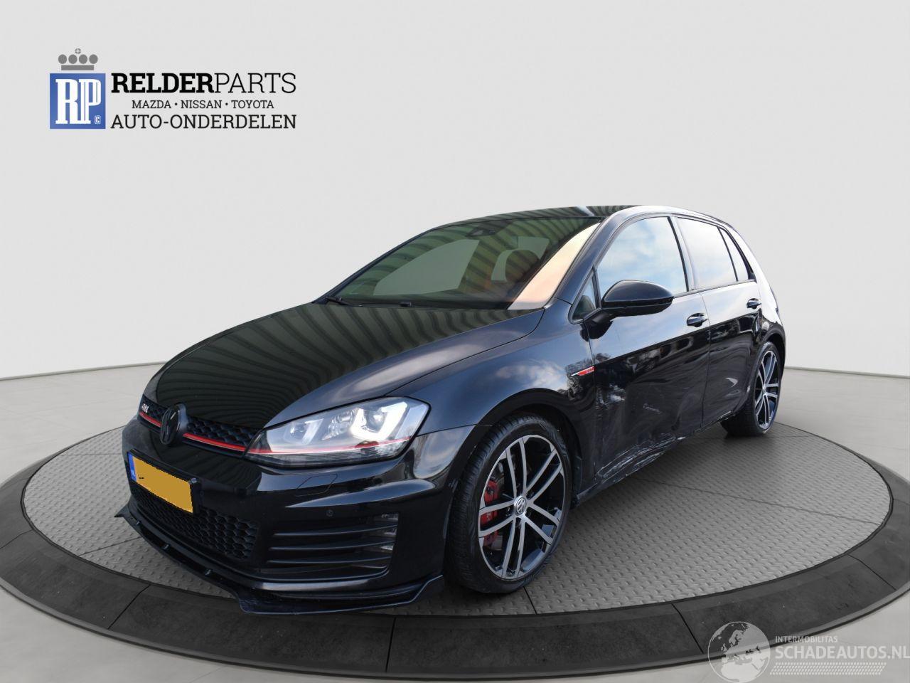 Volkswagen Golf 2.0 GTI PERFORMANCE