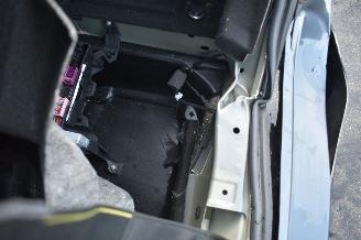 Mercedes C-klasse C 180  AUTOMAAT picture 24