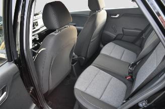 Kia Stonic 1.0 T-GDI HYBRIDE    7.910 KM picture 11