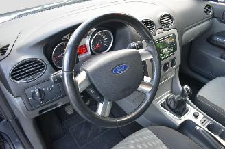 Ford Focus 1.6 16V picture 10