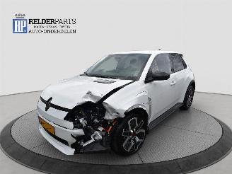 skadebil auto Renault 5 COMFORT RANGE TECHNO  52KWH 2025/9